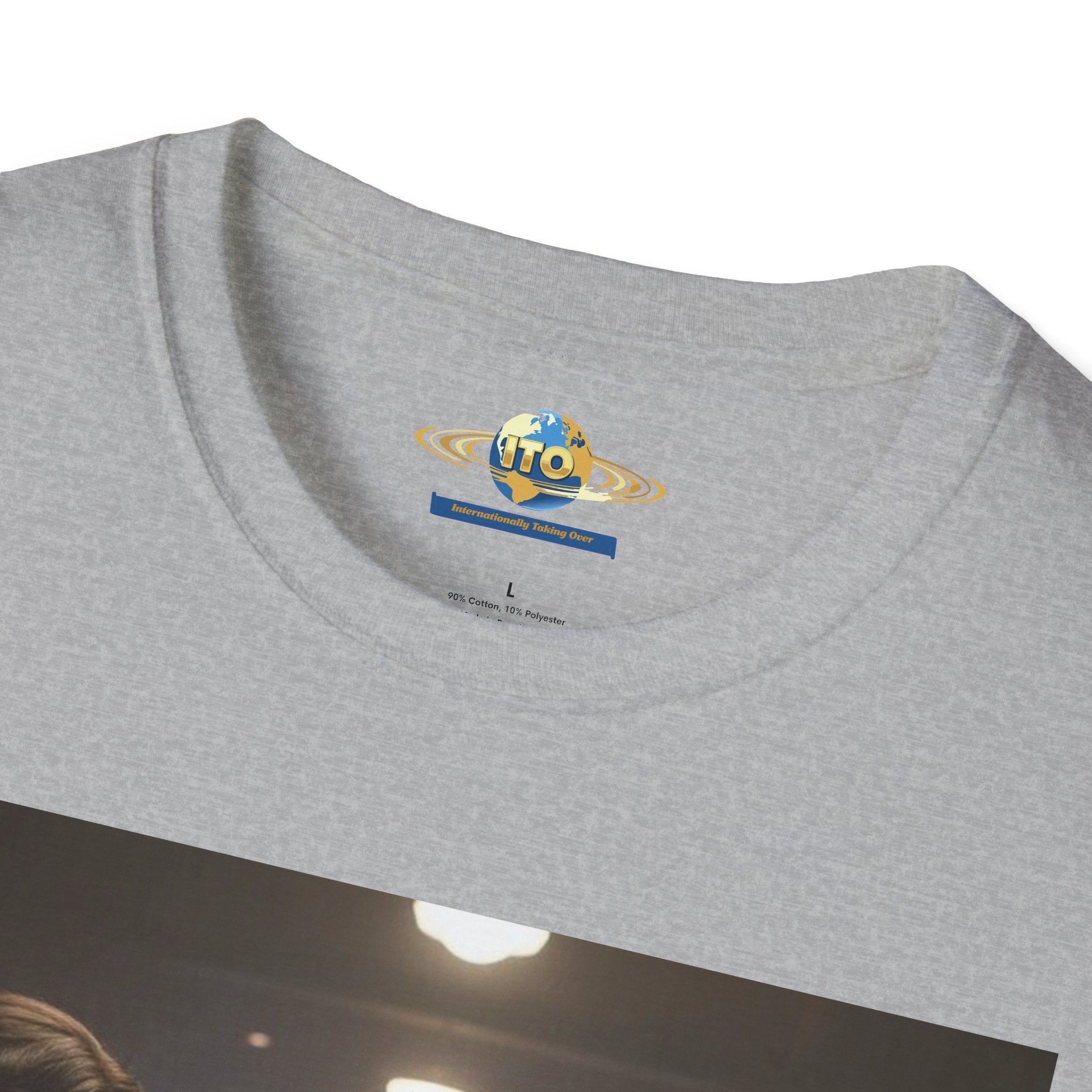 Arm Wrestling Photo T-Shirt – Vintage Barroom Match Graphic Tee