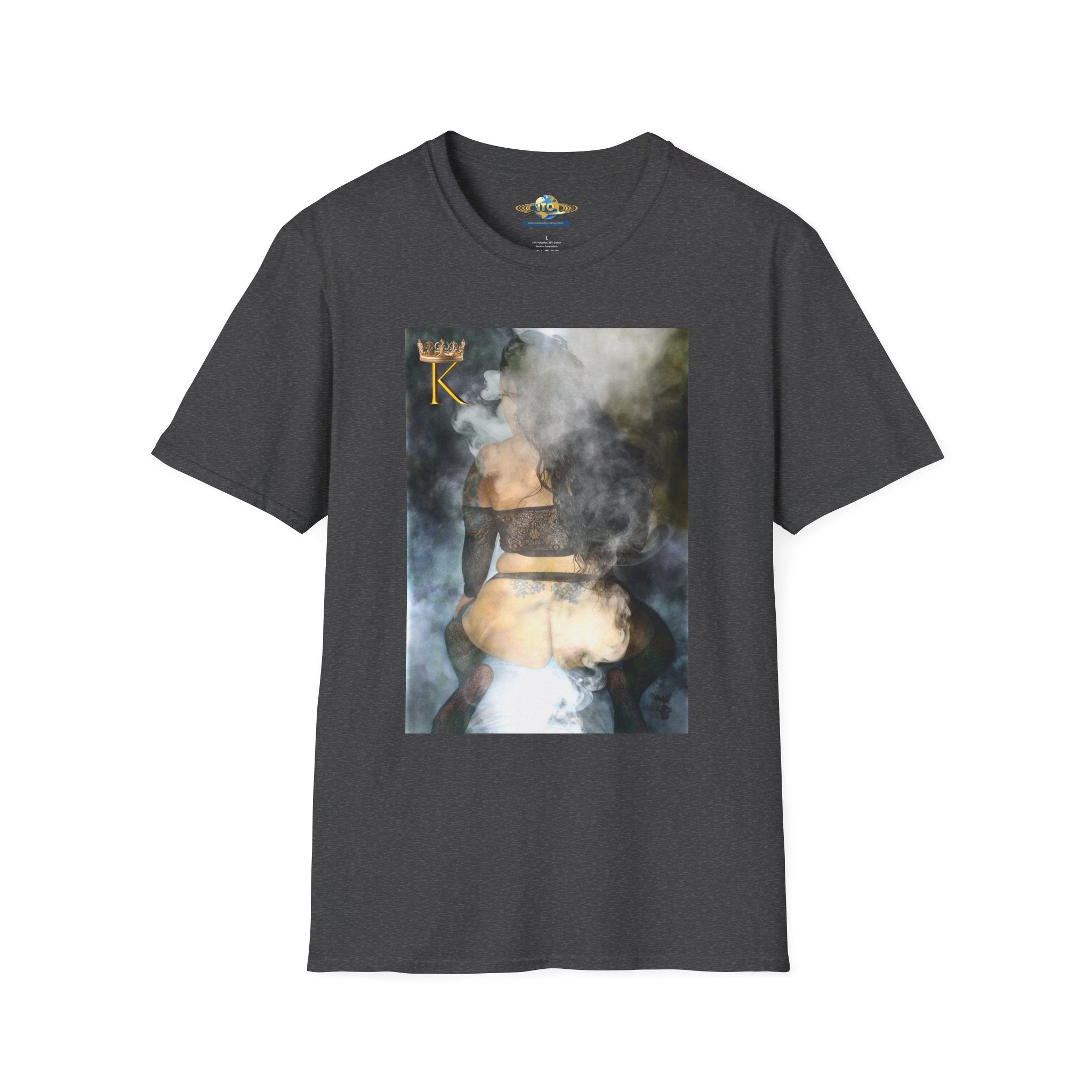 Queen K Graphic T‑Shirt — Smoky Street Art Poster Design