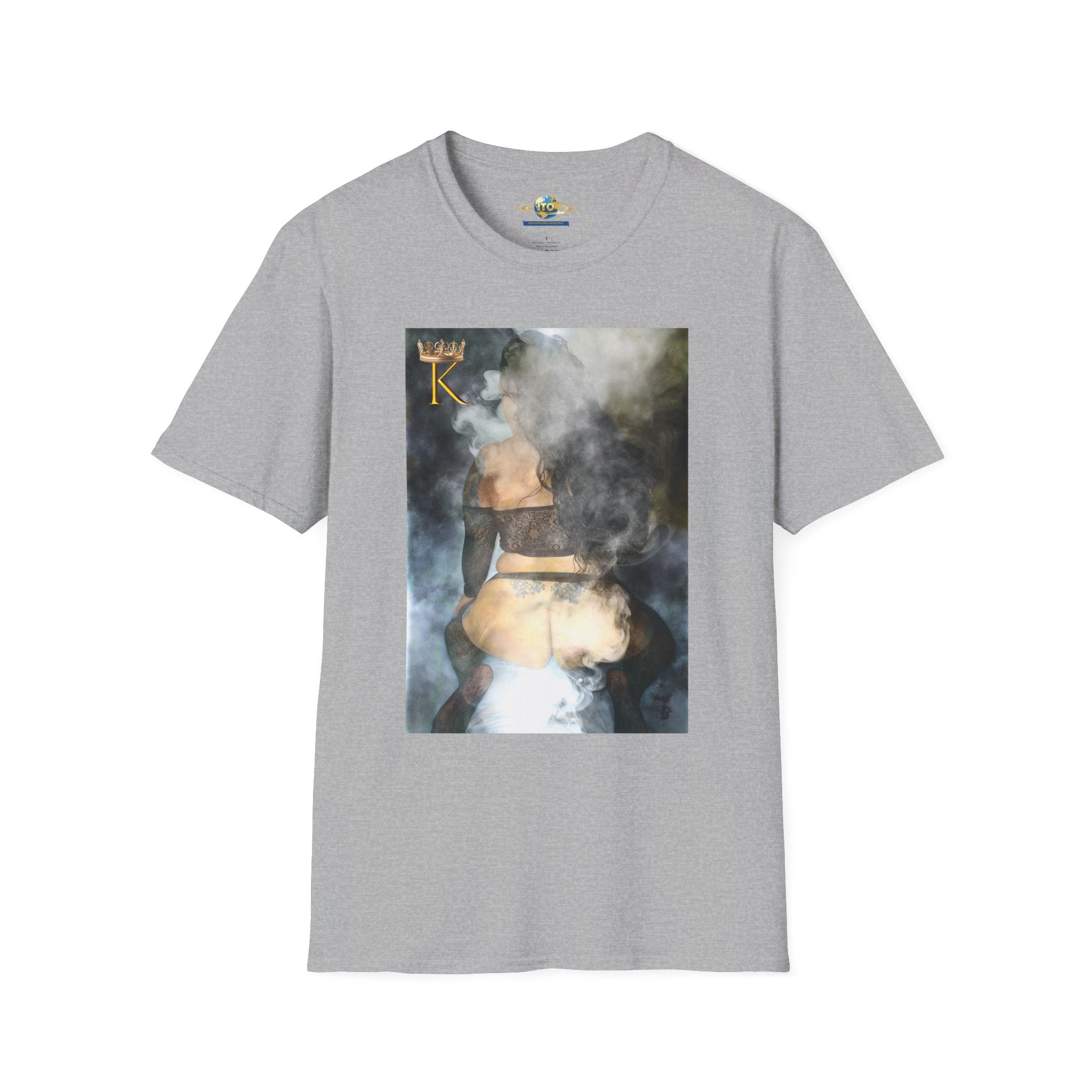 Queen K Graphic T‑Shirt — Smoky Street Art Poster Design