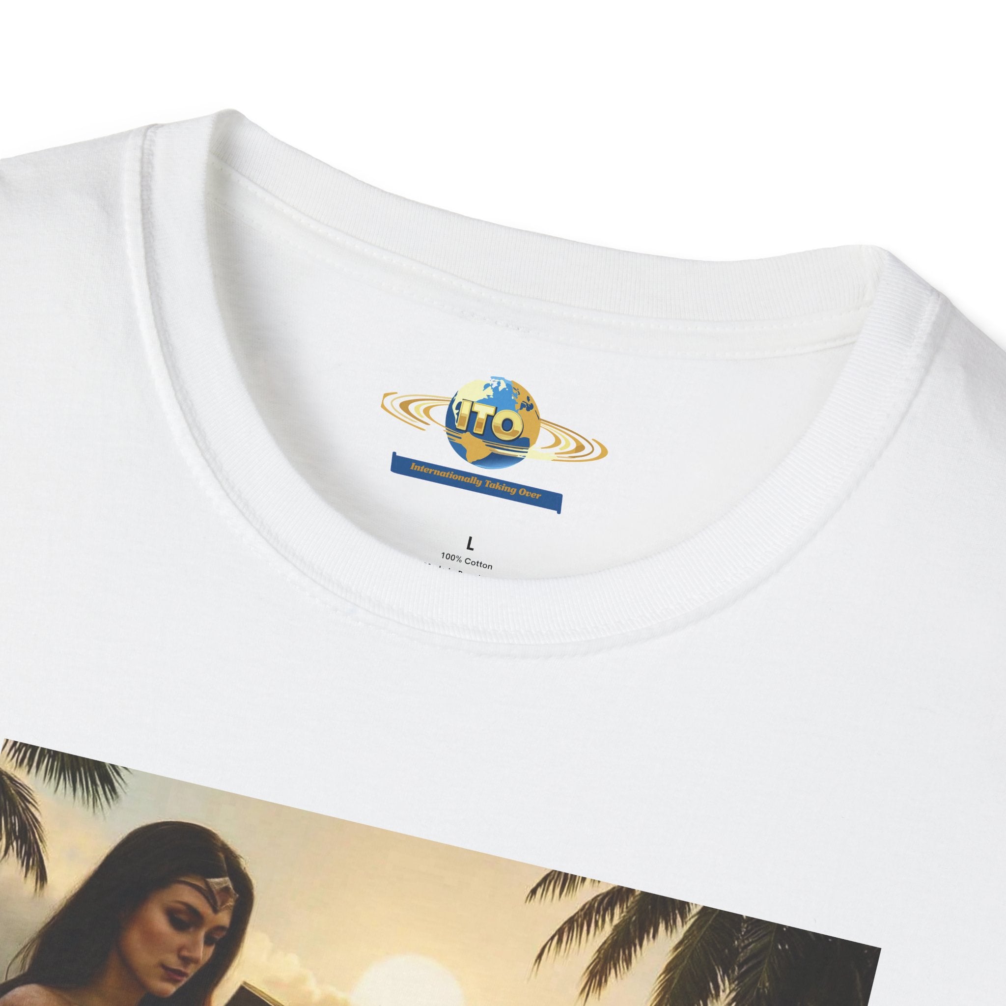 Island Explorer Vintage Art T‑Shirt