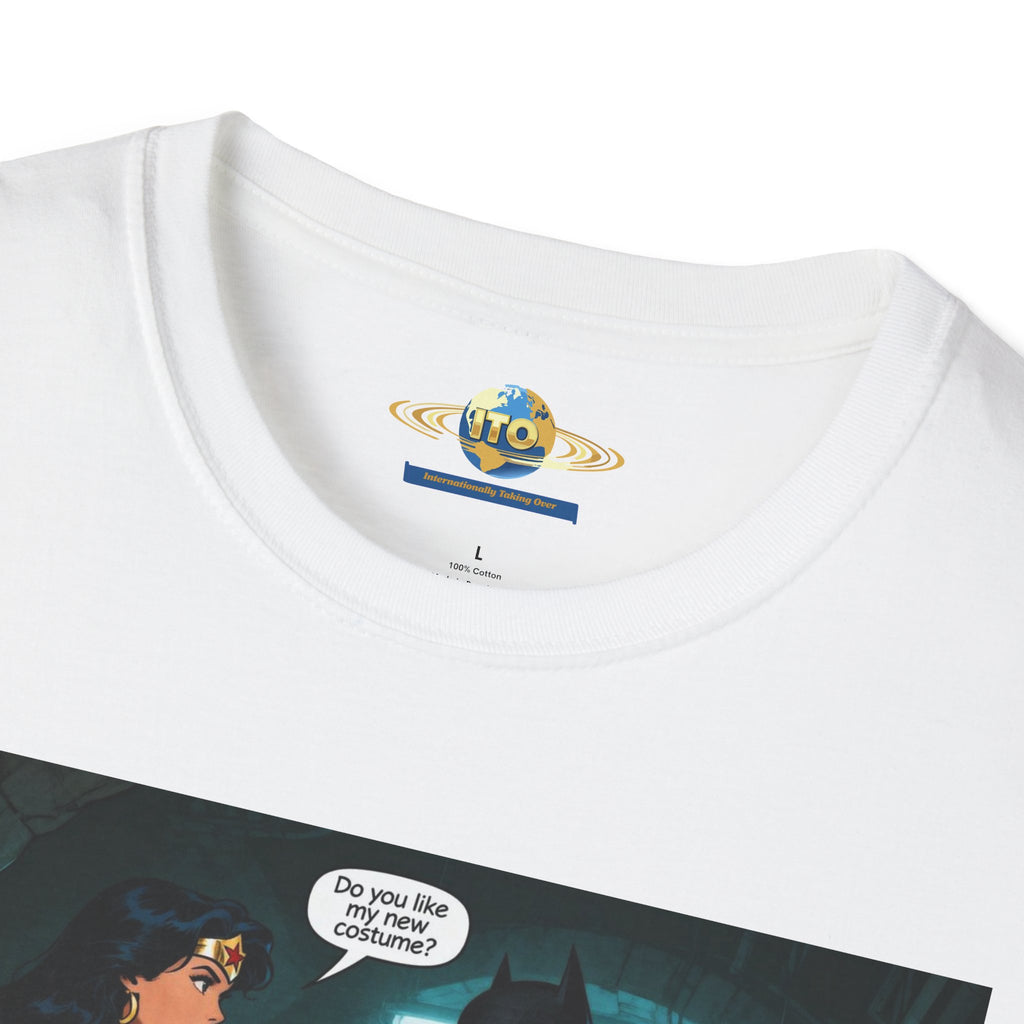 Graphic T-Shirt — Retro Comic Batman & Wonder Woman Pinup