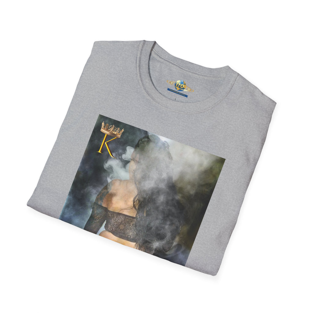 Queen K Graphic T‑Shirt — Smoky Street Art Poster Design